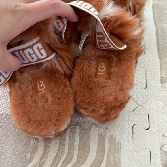UGG OH YEAH SLIPPERS BROWN AND WHITE - Picture 3 of 4